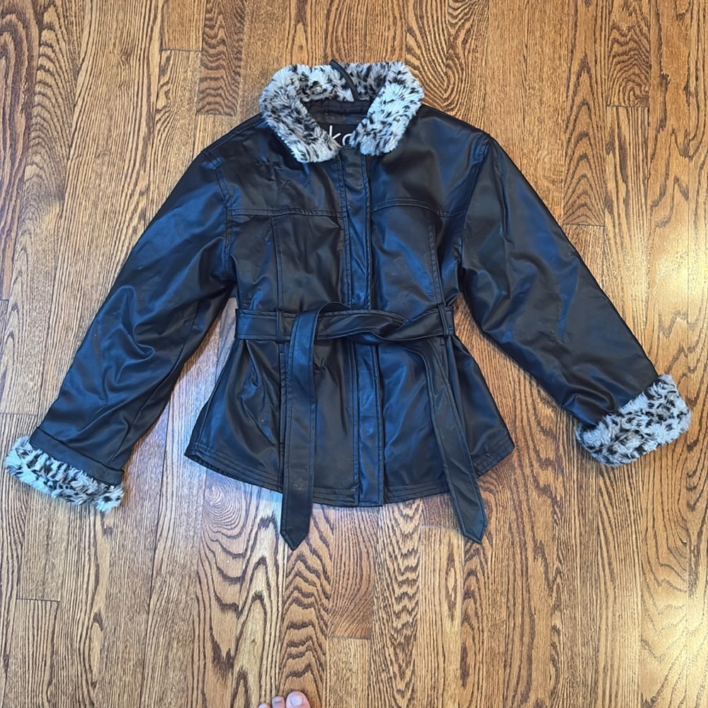 Girl’s Black Jacket Winter Size Small
